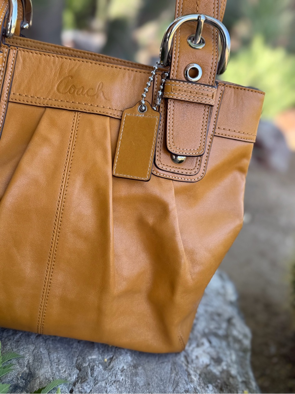 SHOULDER BAG COACH SoHo Pleated Leather Saffron Shoulder Tote GORGEOUS - Picture 4 of 14
